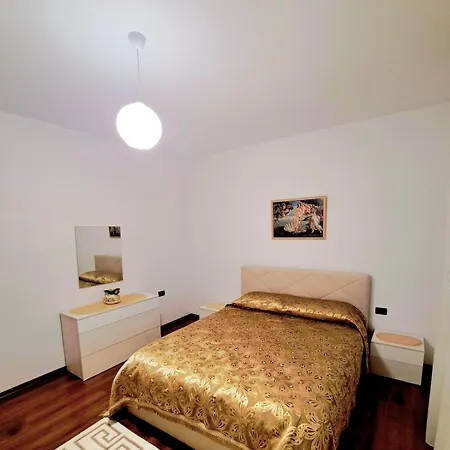 Lake Apartment Apartment